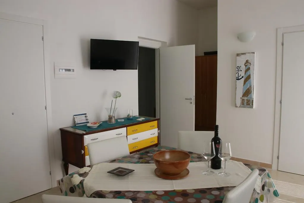 Holiday home Casa Vacanze Aurora Balestrate Italy