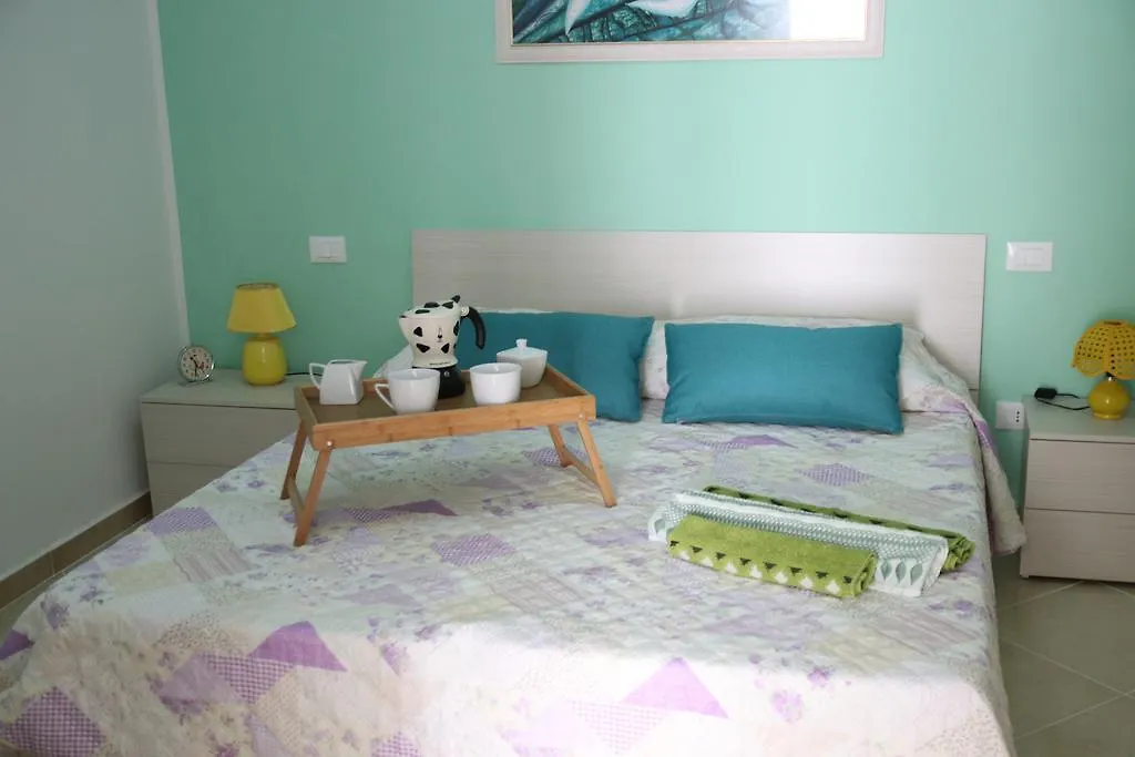 Casa Vacanze Aurora バレストラーテ